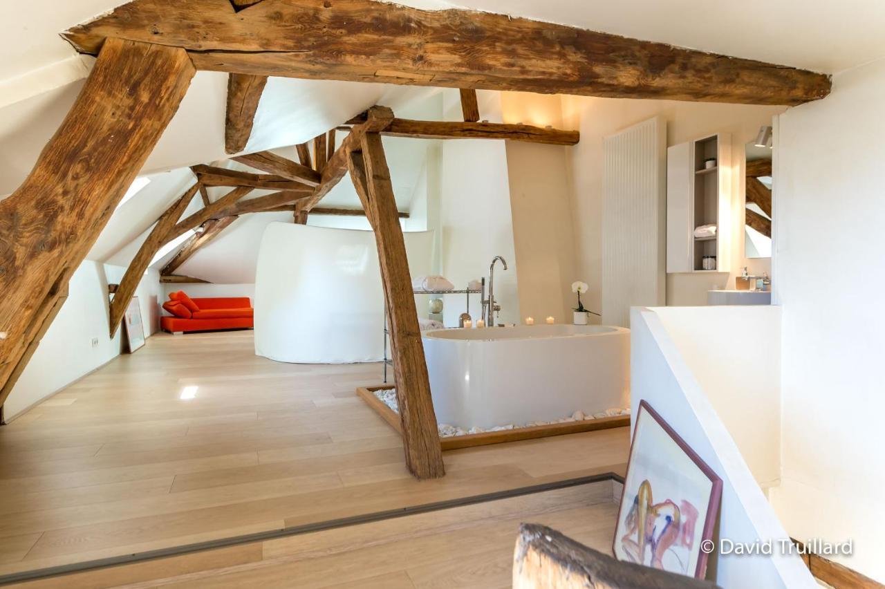 Suite Mana Ohana - Luxe Et Authenticite A 2 Pas De La Place Ducale Avec Parking Prive Charleville-Mézières Kültér fotó