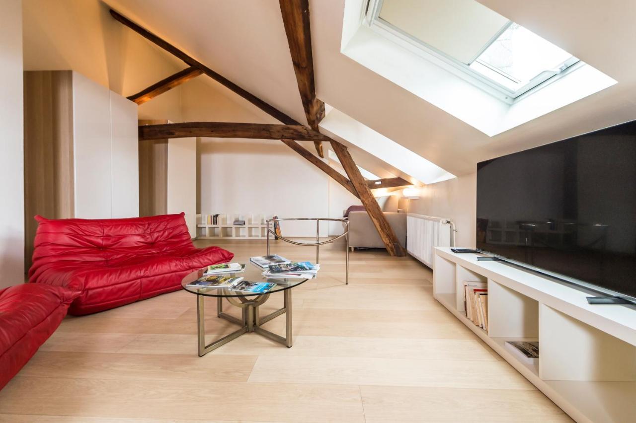 Suite Mana Ohana - Luxe Et Authenticite A 2 Pas De La Place Ducale Avec Parking Prive Charleville-Mézières Kültér fotó
