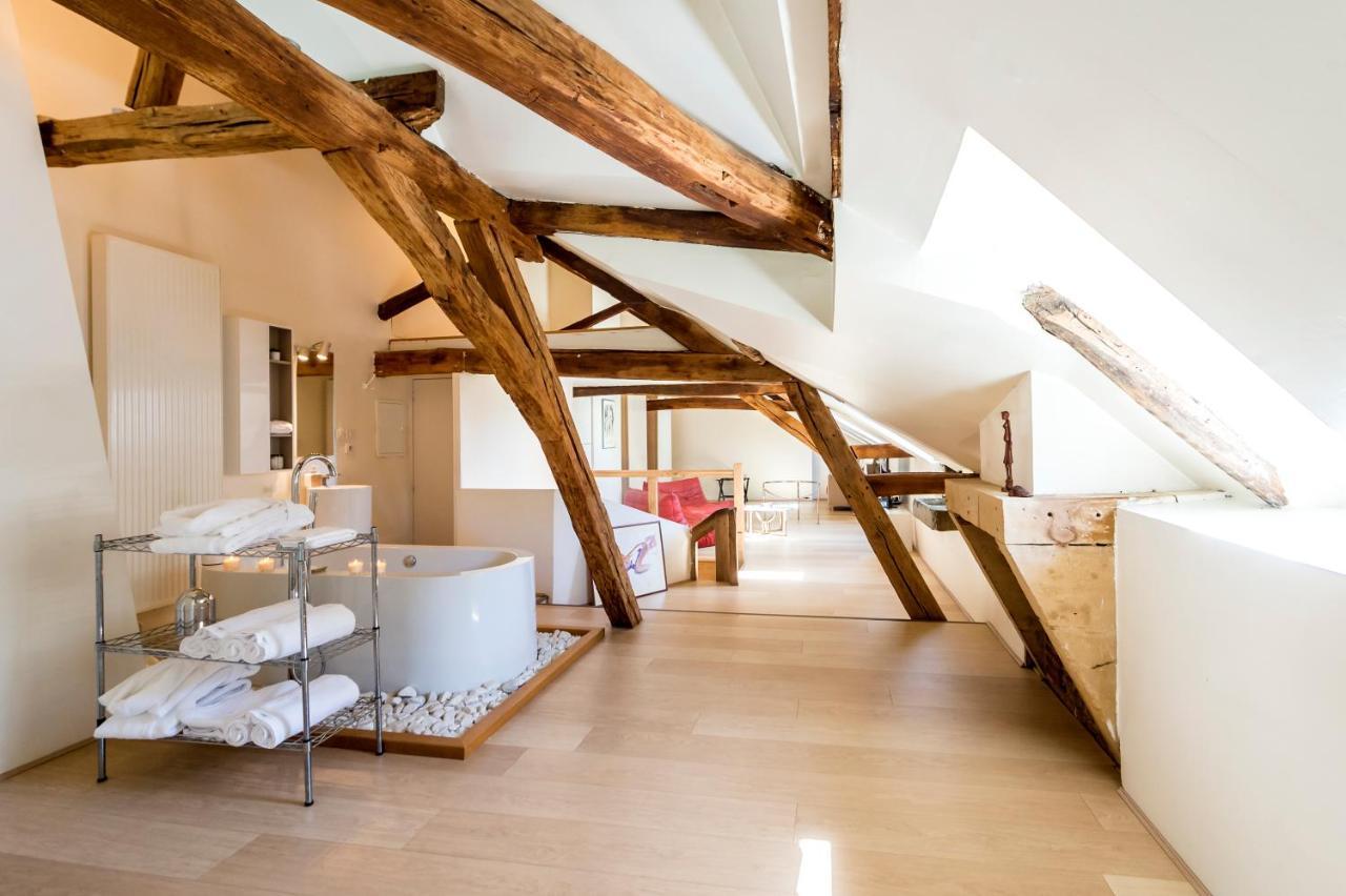 Suite Mana Ohana - Luxe Et Authenticite A 2 Pas De La Place Ducale Avec Parking Prive Charleville-Mézières Kültér fotó