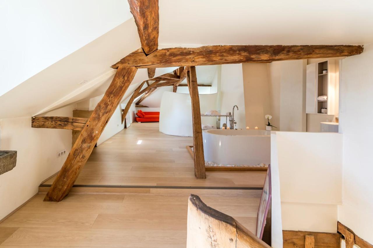 Suite Mana Ohana - Luxe Et Authenticite A 2 Pas De La Place Ducale Avec Parking Prive Charleville-Mézières Kültér fotó