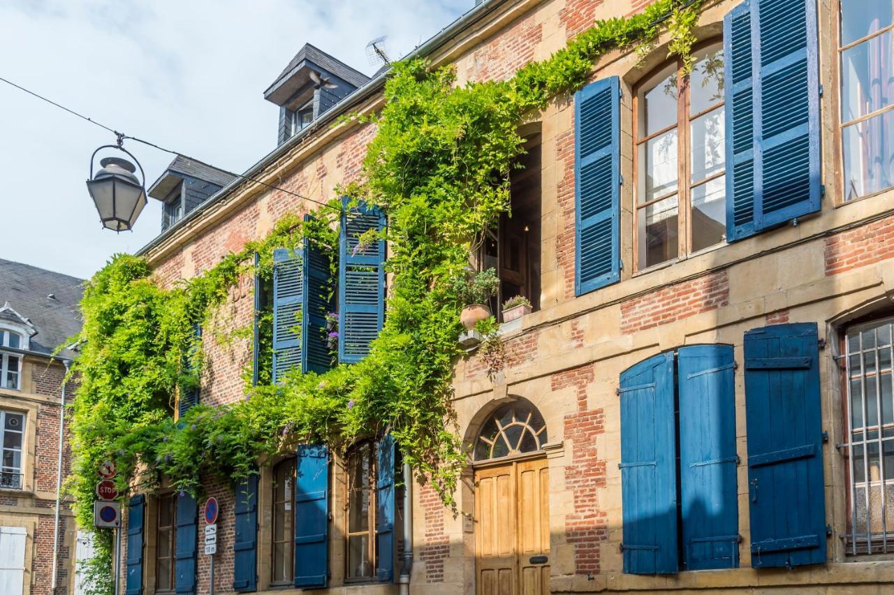 Suite Mana Ohana - Luxe Et Authenticite A 2 Pas De La Place Ducale Avec Parking Prive Charleville-Mézières Kültér fotó