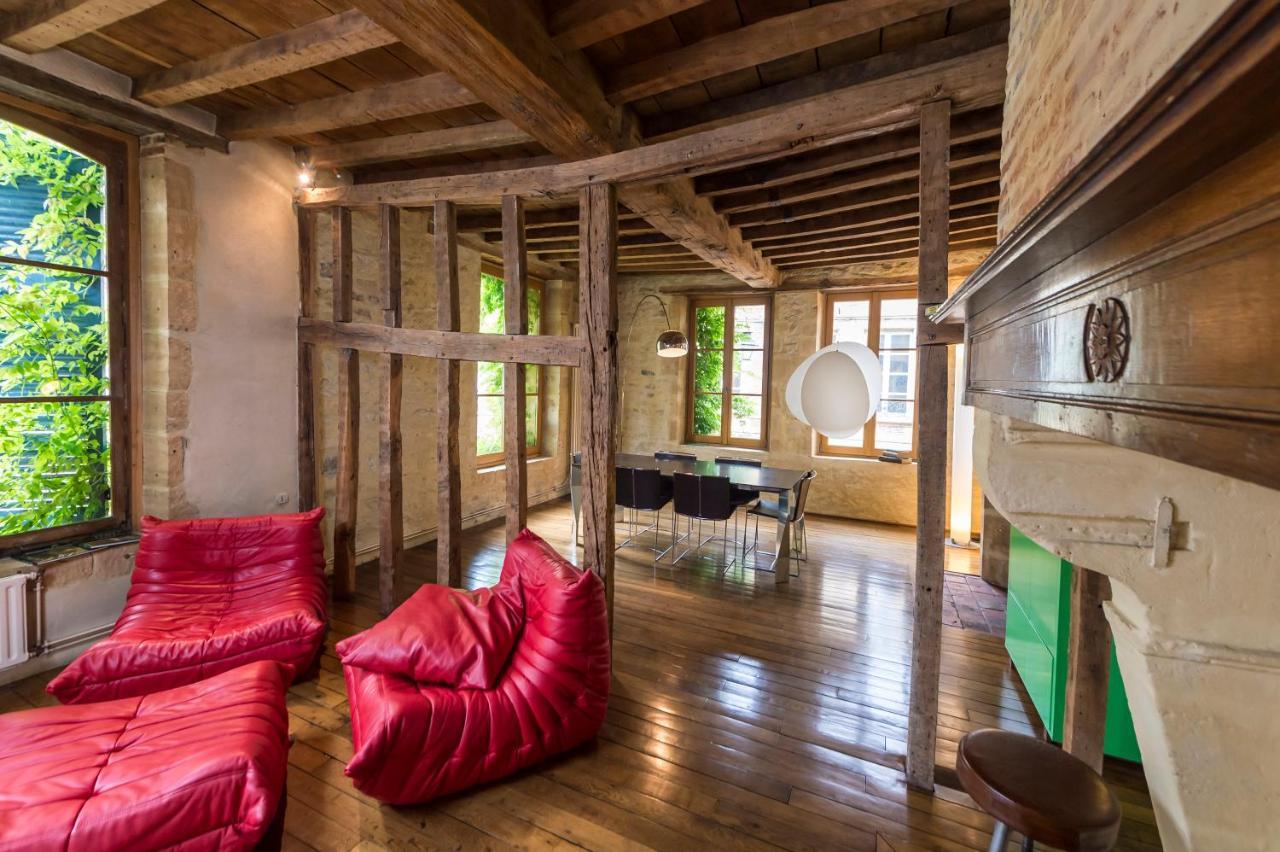 Suite Mana Ohana - Luxe Et Authenticite A 2 Pas De La Place Ducale Avec Parking Prive Charleville-Mézières Kültér fotó