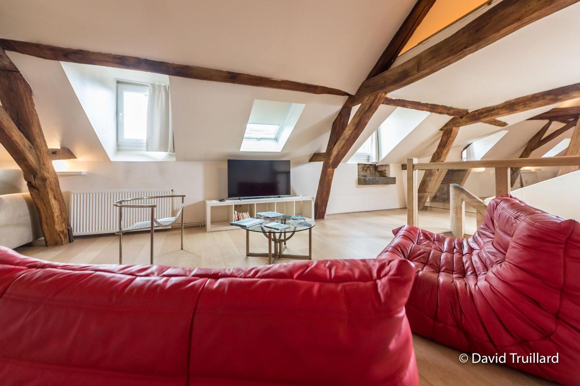Suite Mana Ohana - Luxe Et Authenticite A 2 Pas De La Place Ducale Avec Parking Prive Charleville-Mézières Kültér fotó
