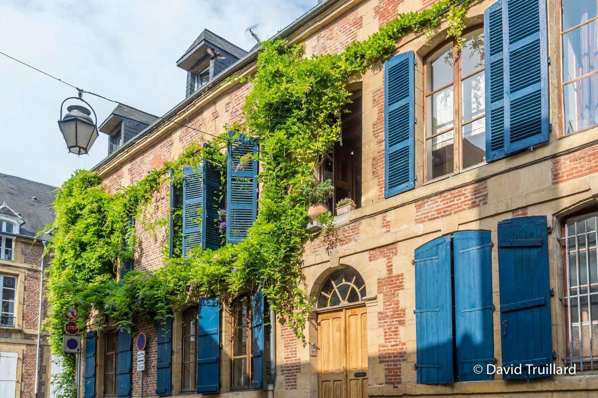 Suite Mana Ohana - Luxe Et Authenticite A 2 Pas De La Place Ducale Avec Parking Prive Charleville-Mézières Kültér fotó